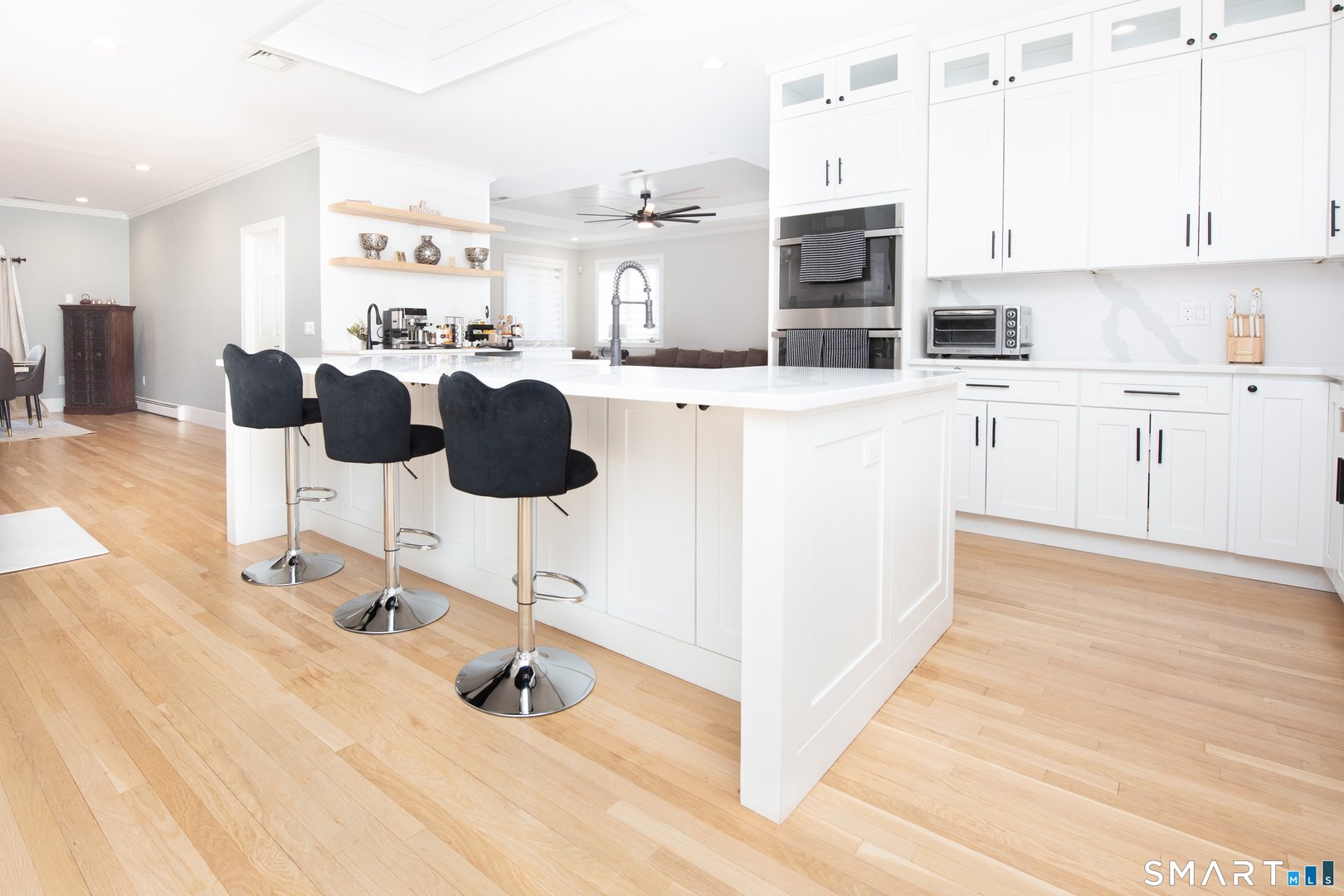 35 Golden Hill Lane Photo 11