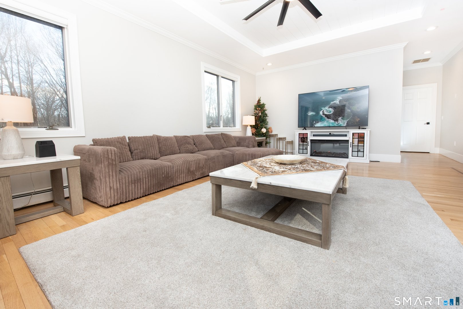 35 Golden Hill Lane Photo 16