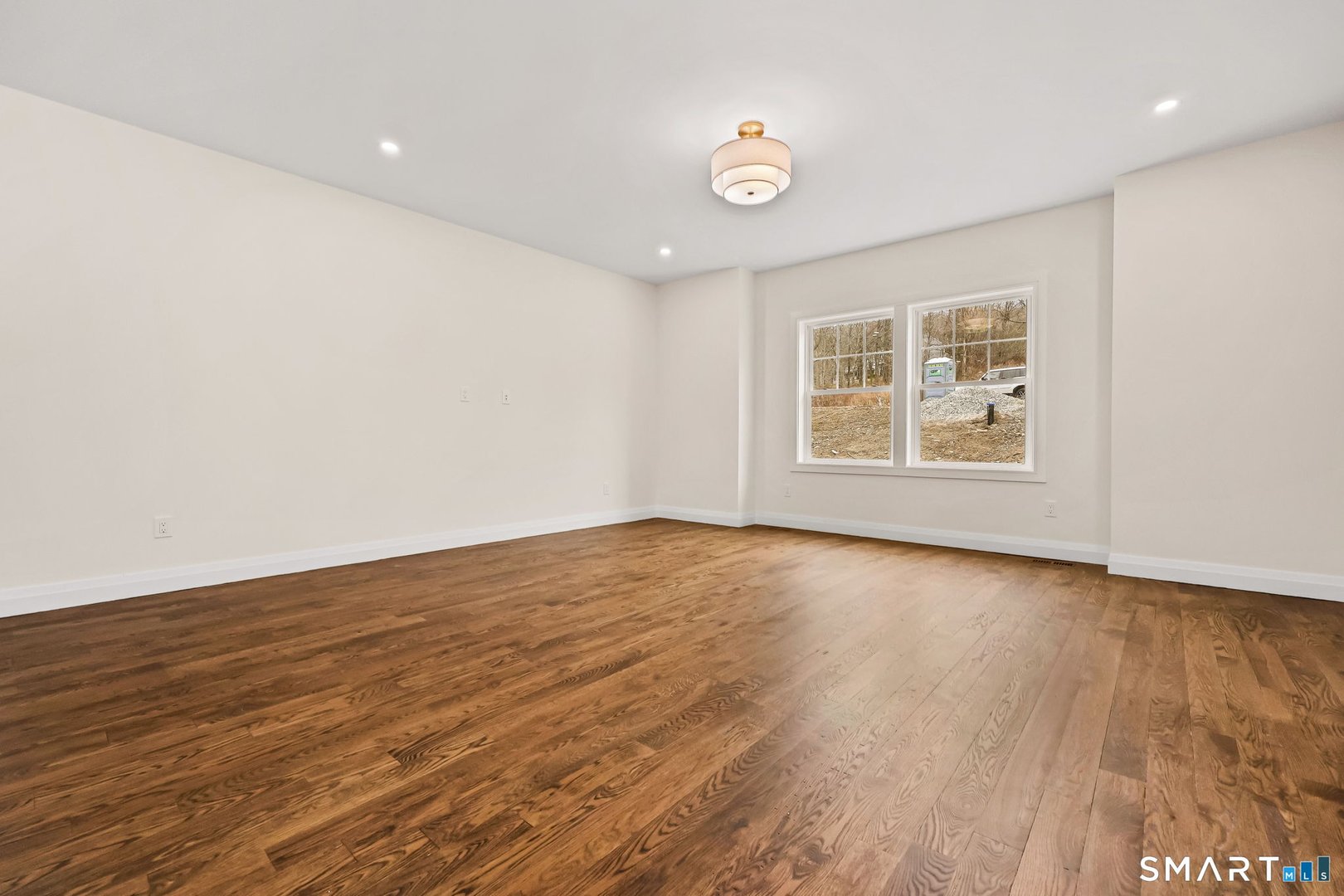 41 Crown View Drive Photo 16