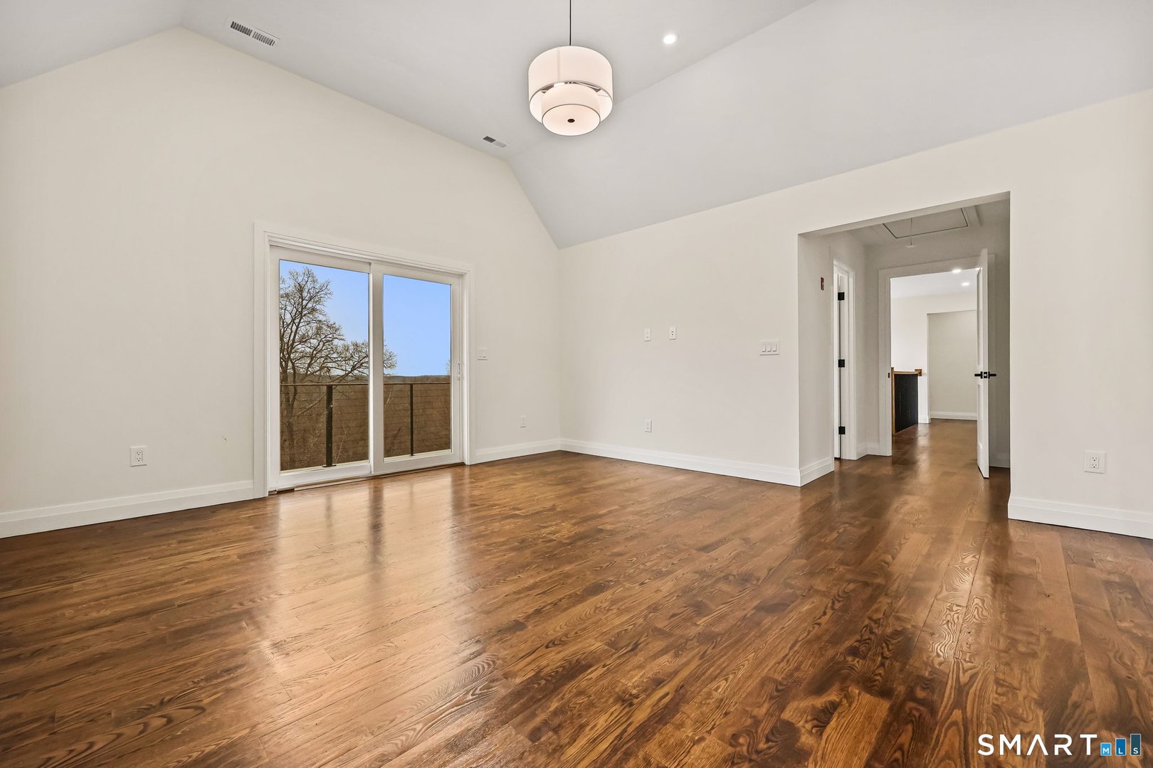 41 Crown View Drive Photo 34