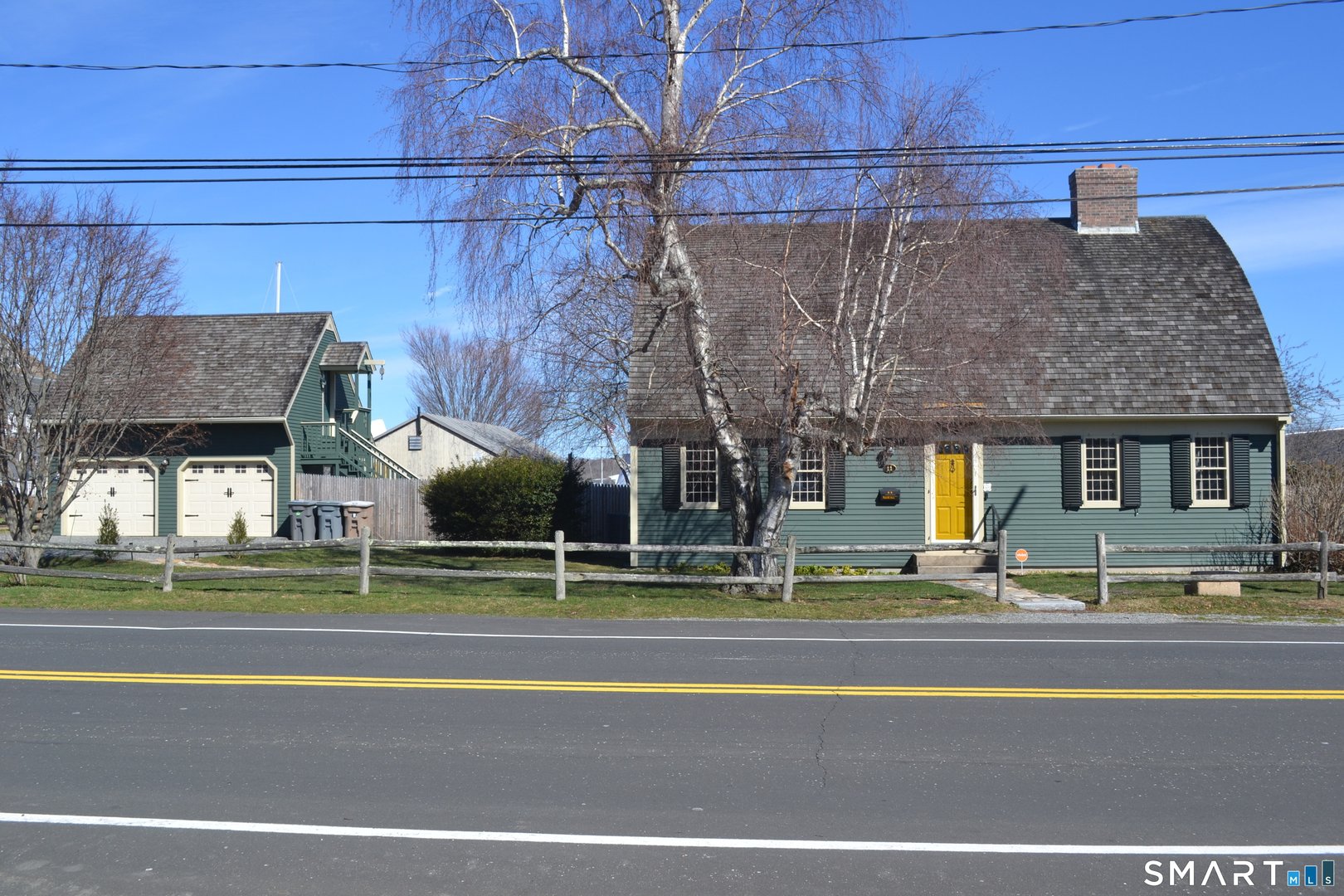 11 Smith Avenue Photo 1