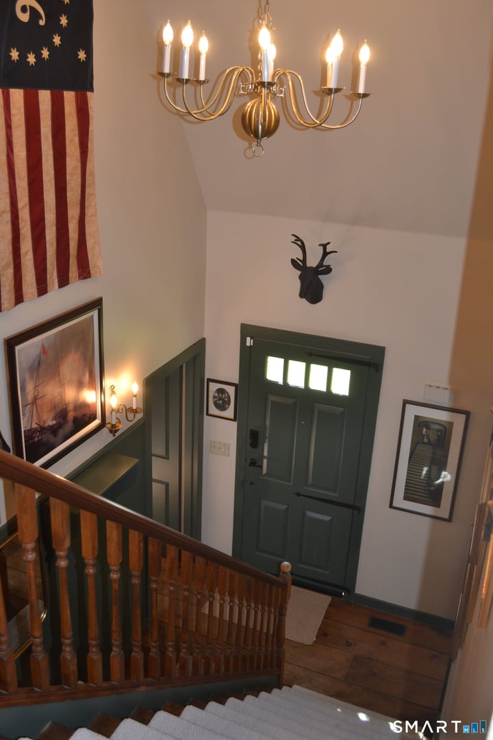 11 Smith Avenue Photo 12