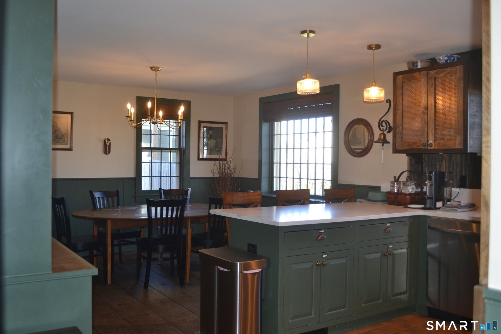 11 Smith Avenue Photo 15