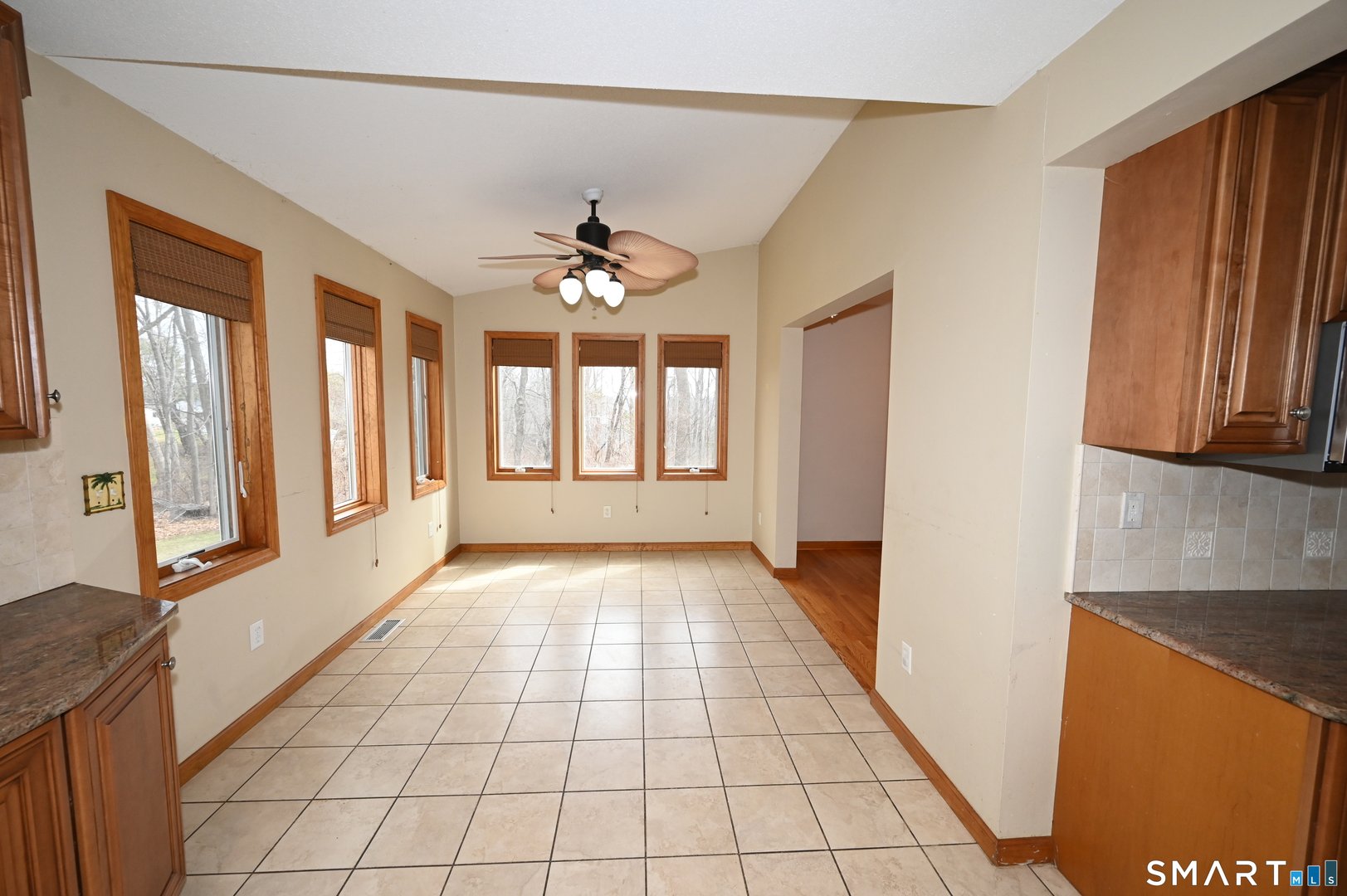 46 Mcmahon Lane Photo 13