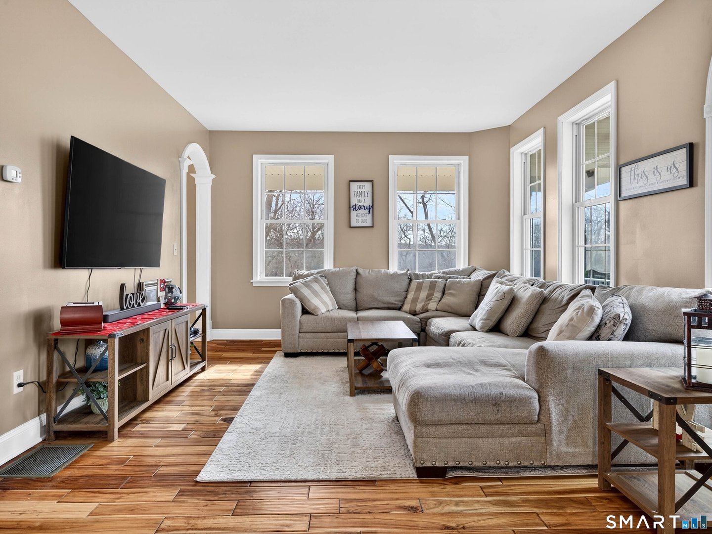 9 Mains Way Photo 21