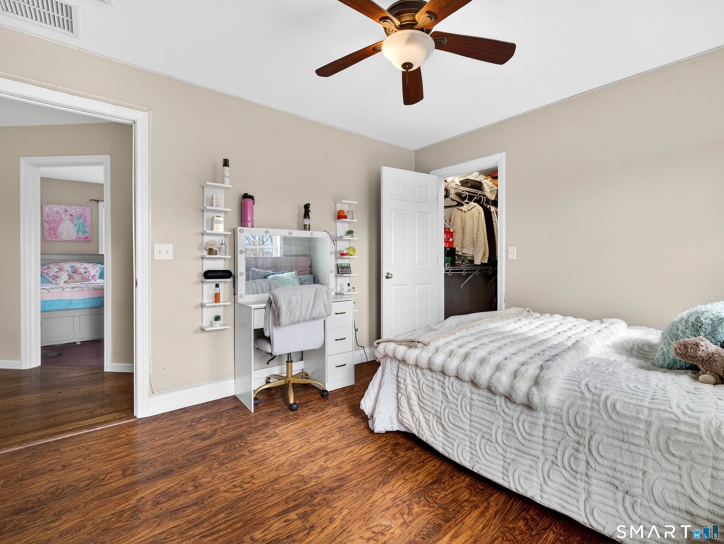 9 Mains Way Photo 30