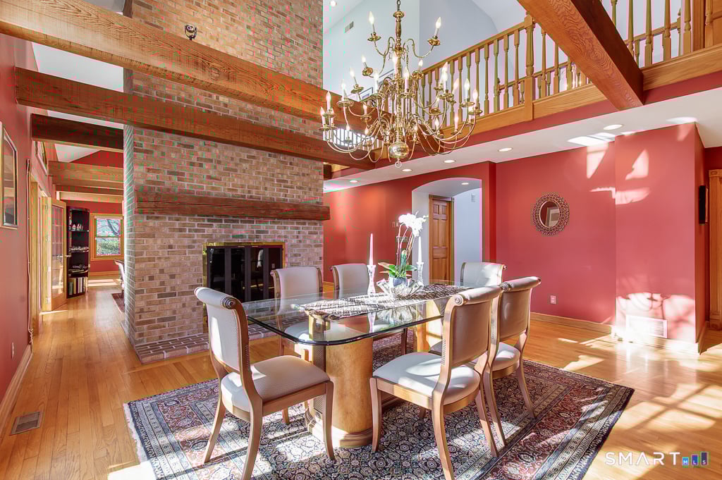 56 Penny Lane Photo 11