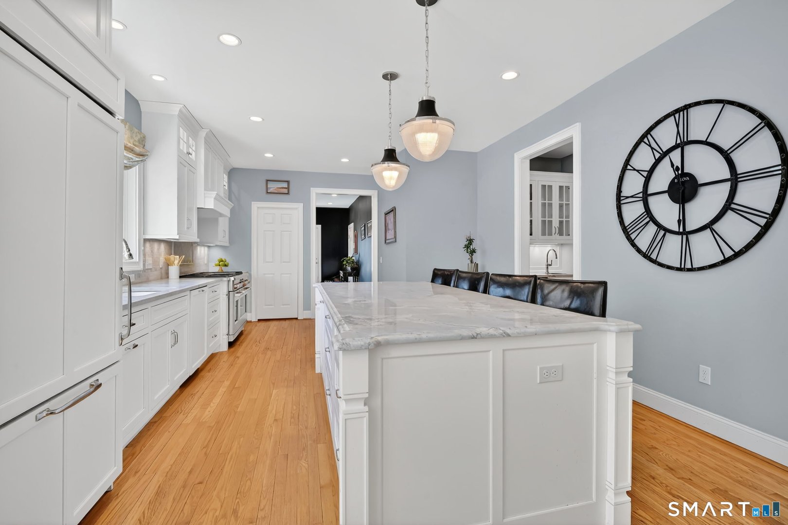 10 Old Meadow Way Photo 7