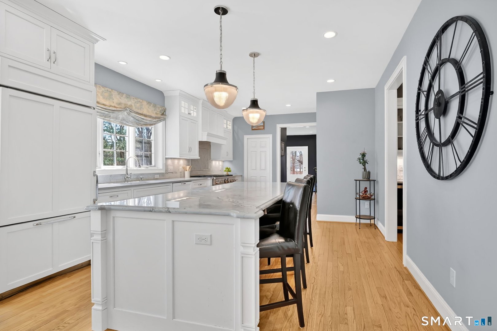 10 Old Meadow Way Photo 8