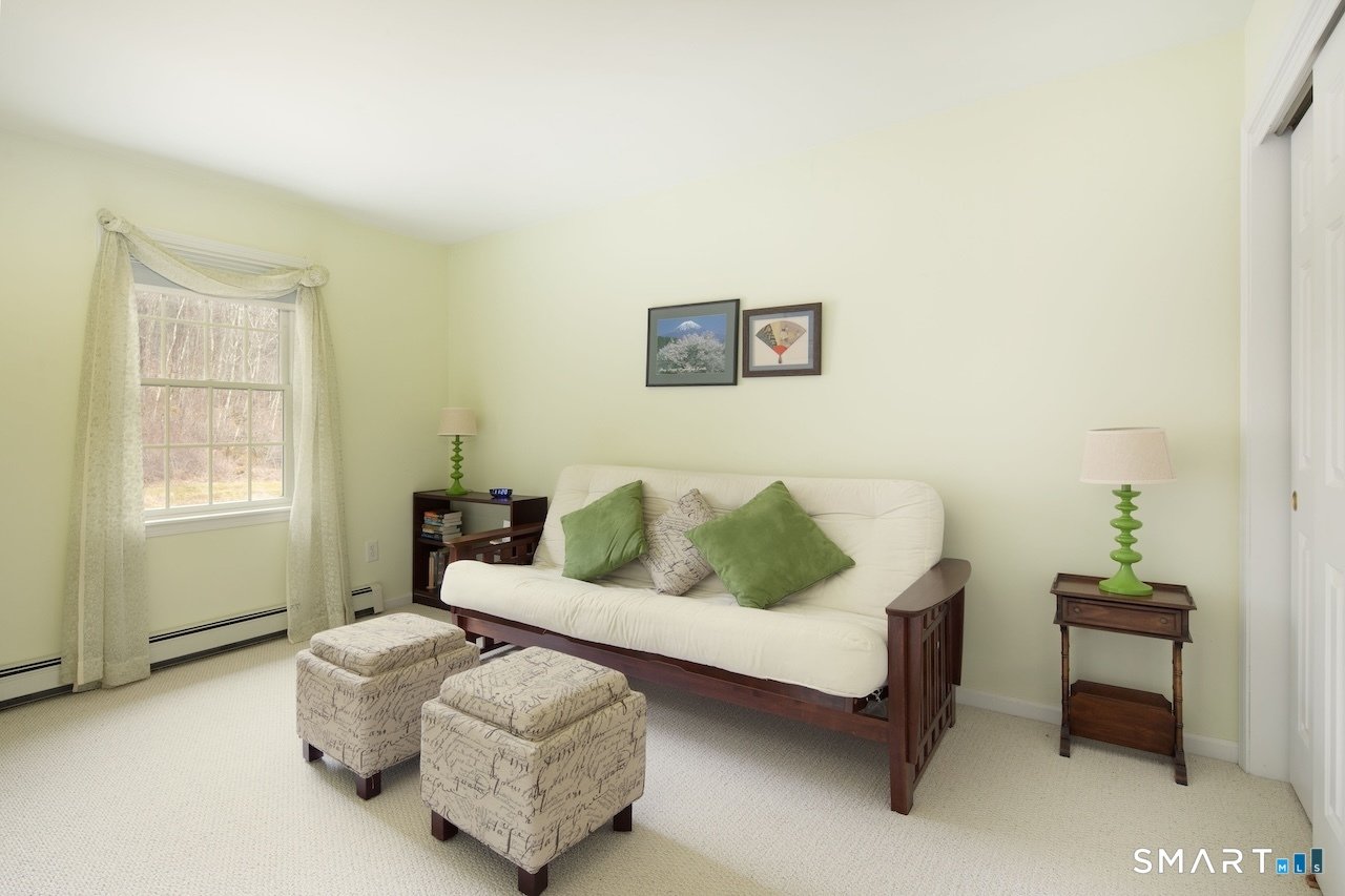 82 Valley Road Photo 20