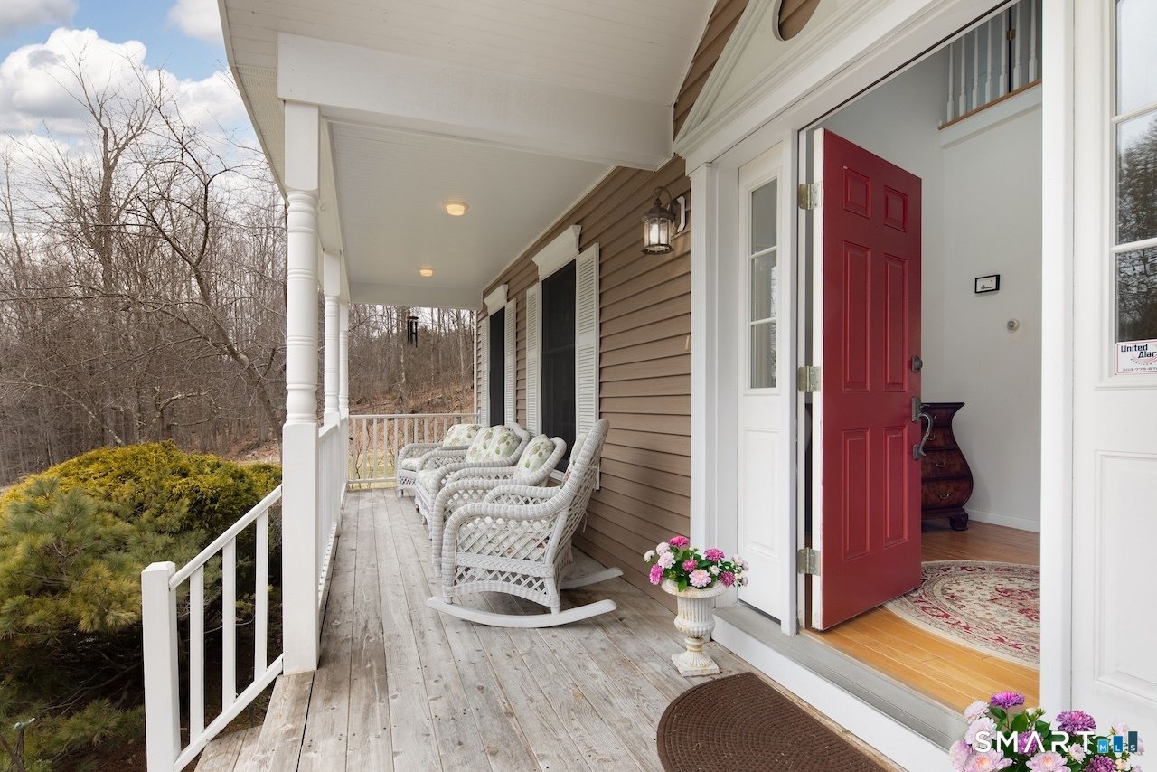 82 Valley Road Photo 22