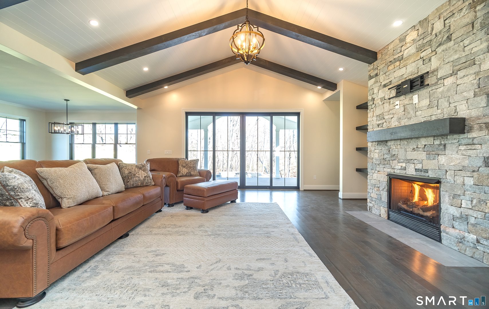 25 Silver Springs Drive Photo 8