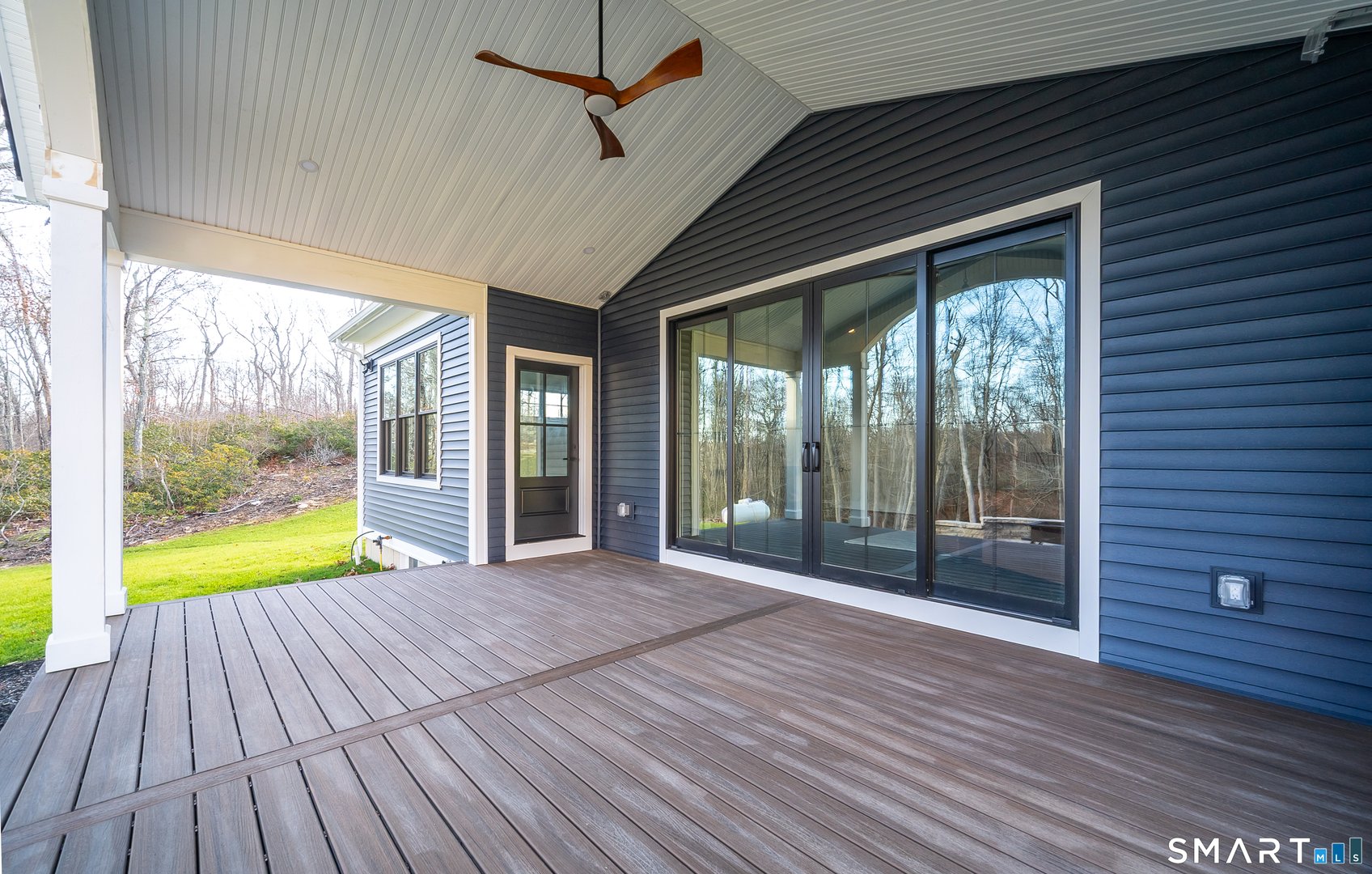 25 Silver Springs Drive Photo 10