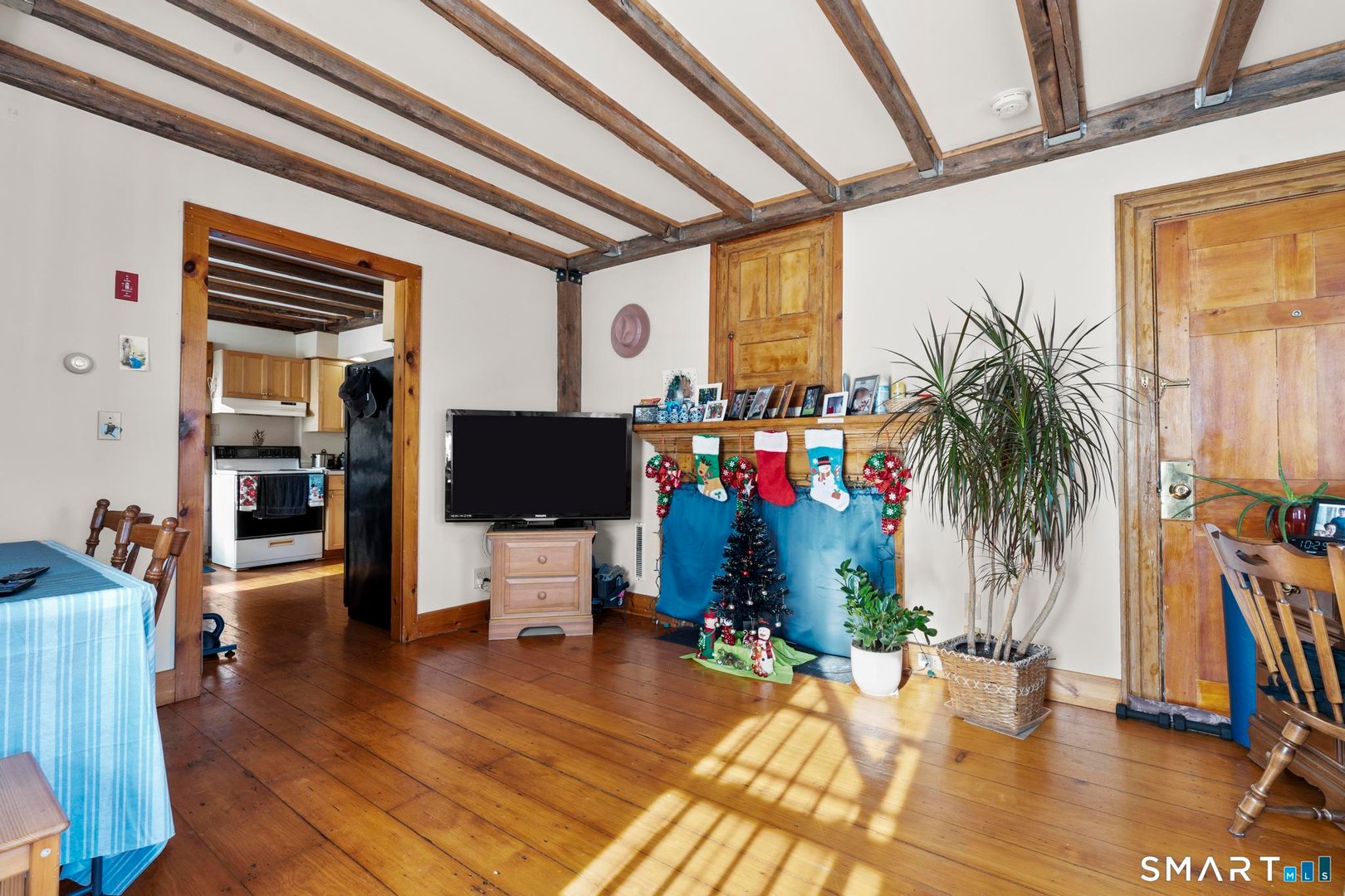 170 Main Street Photo 18