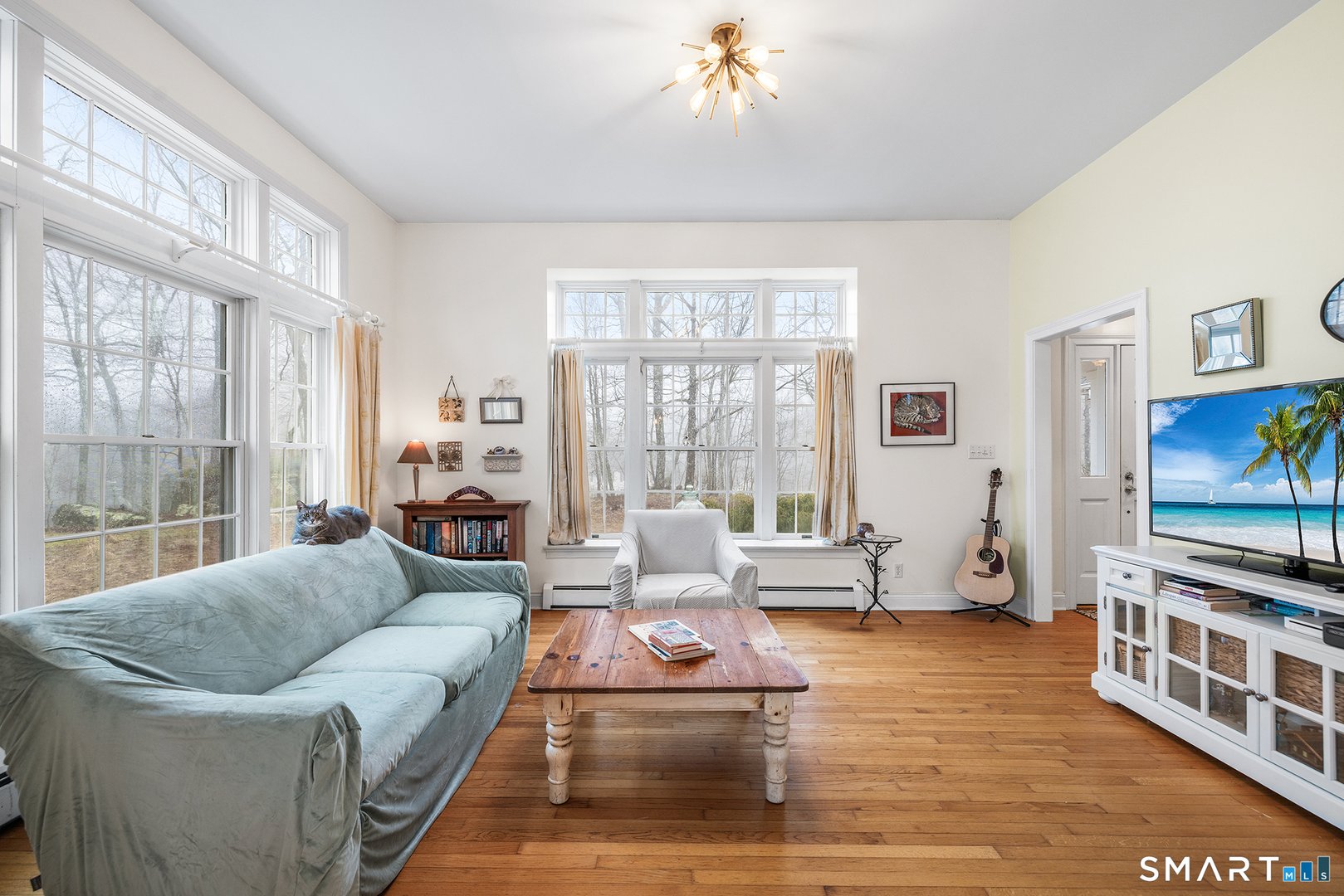 319 Laurelwood Drive Photo 13