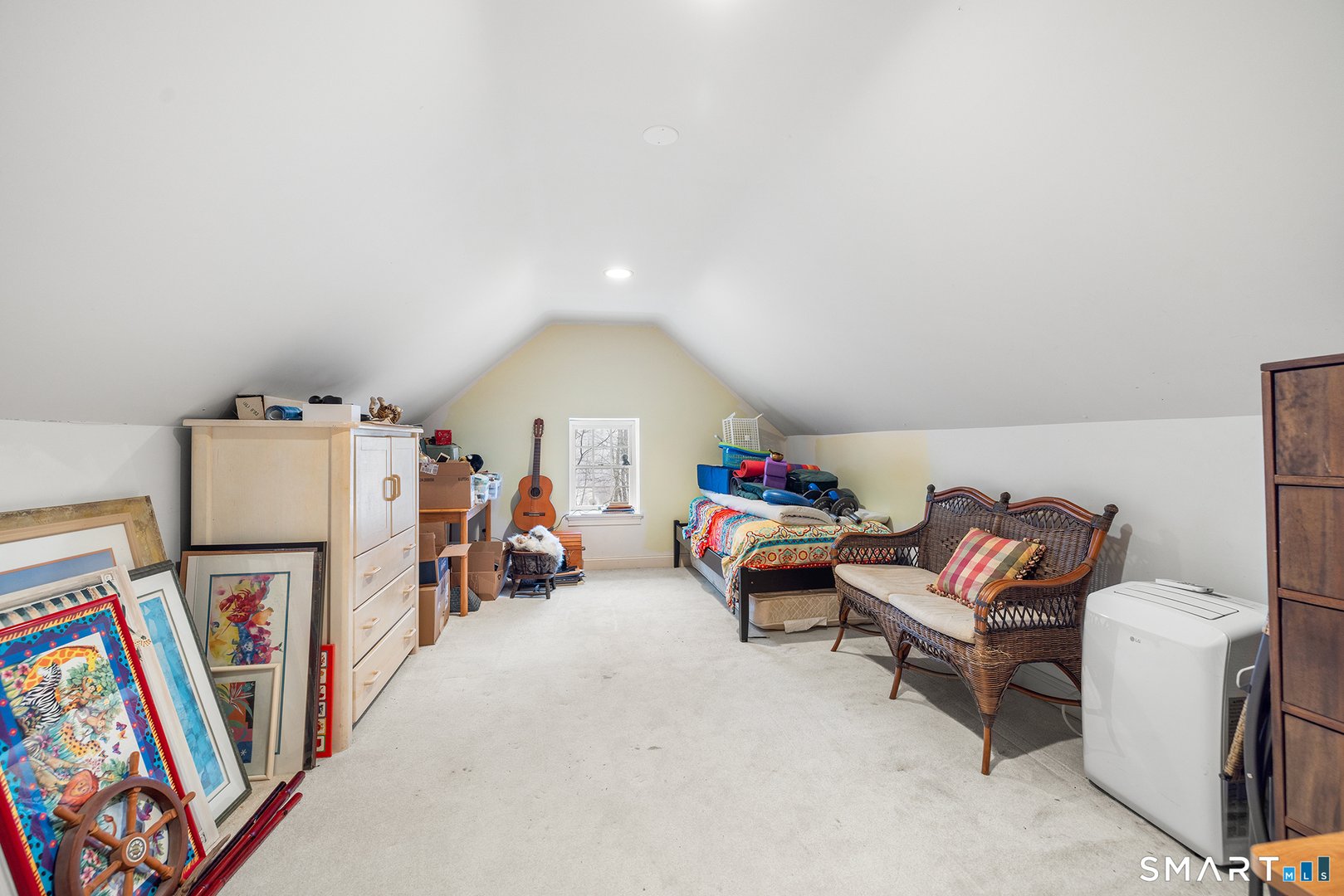 319 Laurelwood Drive Photo 26