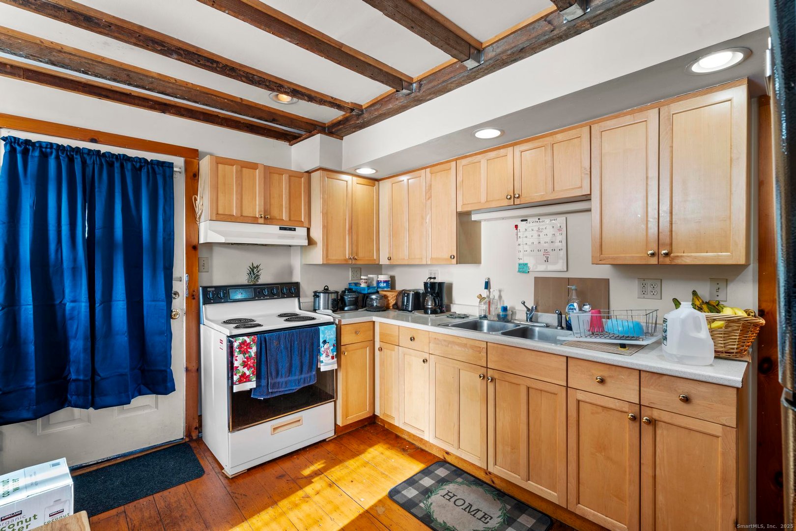 170 Main Street Photo 7