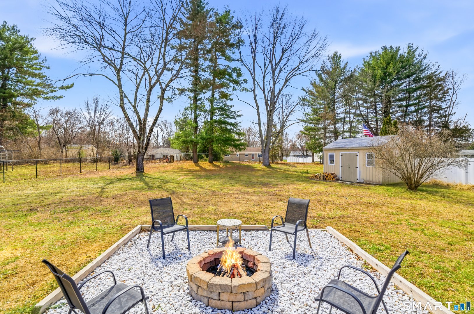 37 Farnham Road Photo 5