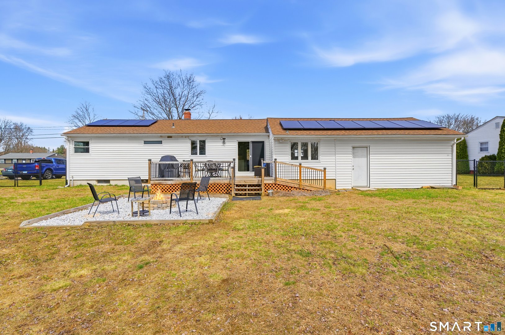 37 Farnham Road Photo 10