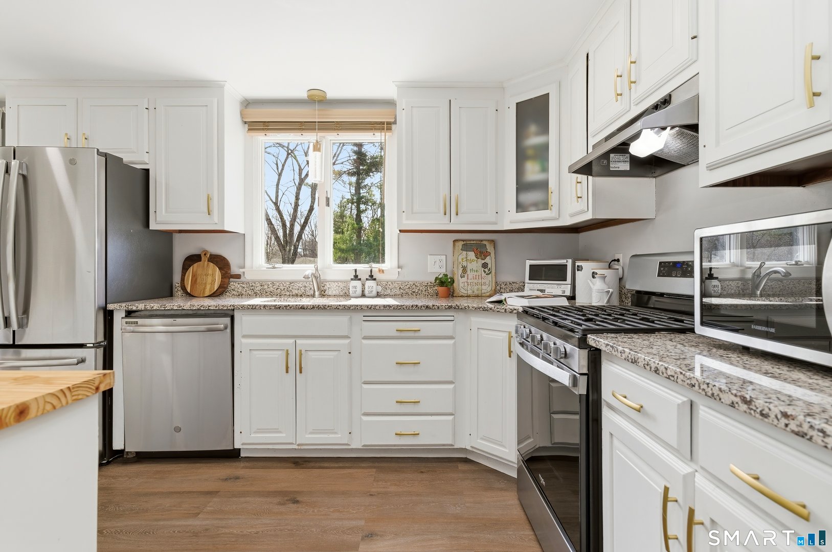 37 Farnham Road Photo 19