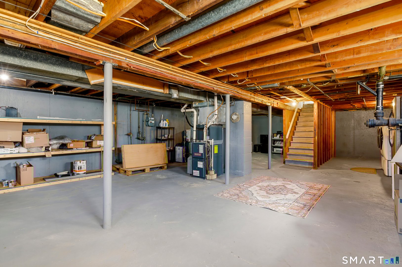 37 Farnham Road Photo 38