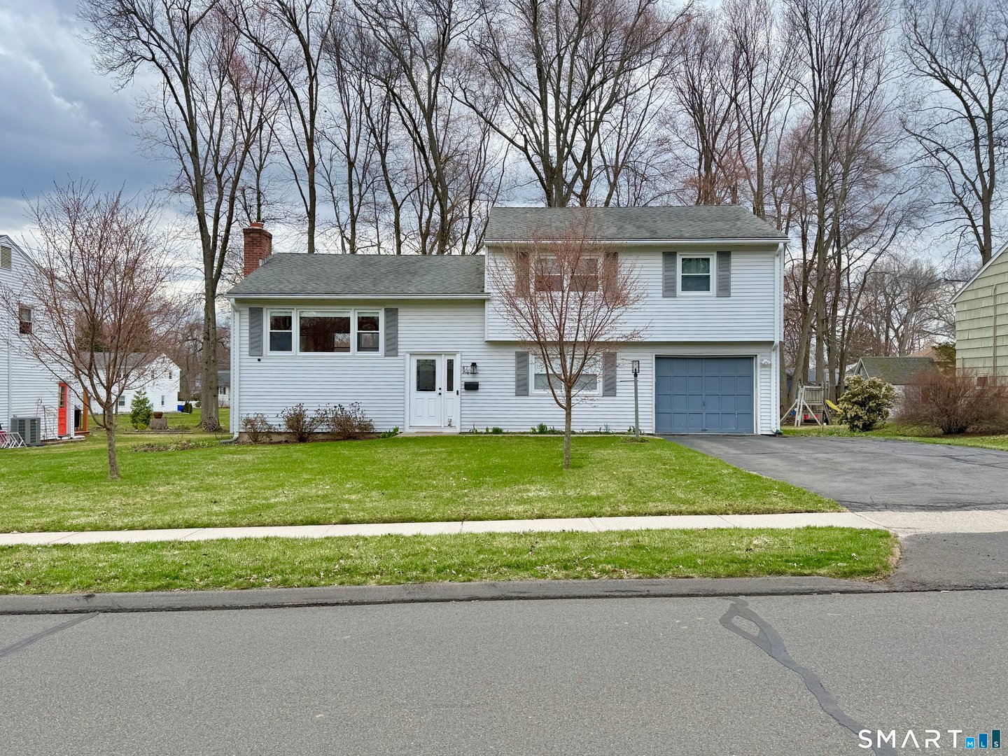 47 Fuller Drive Photo 1