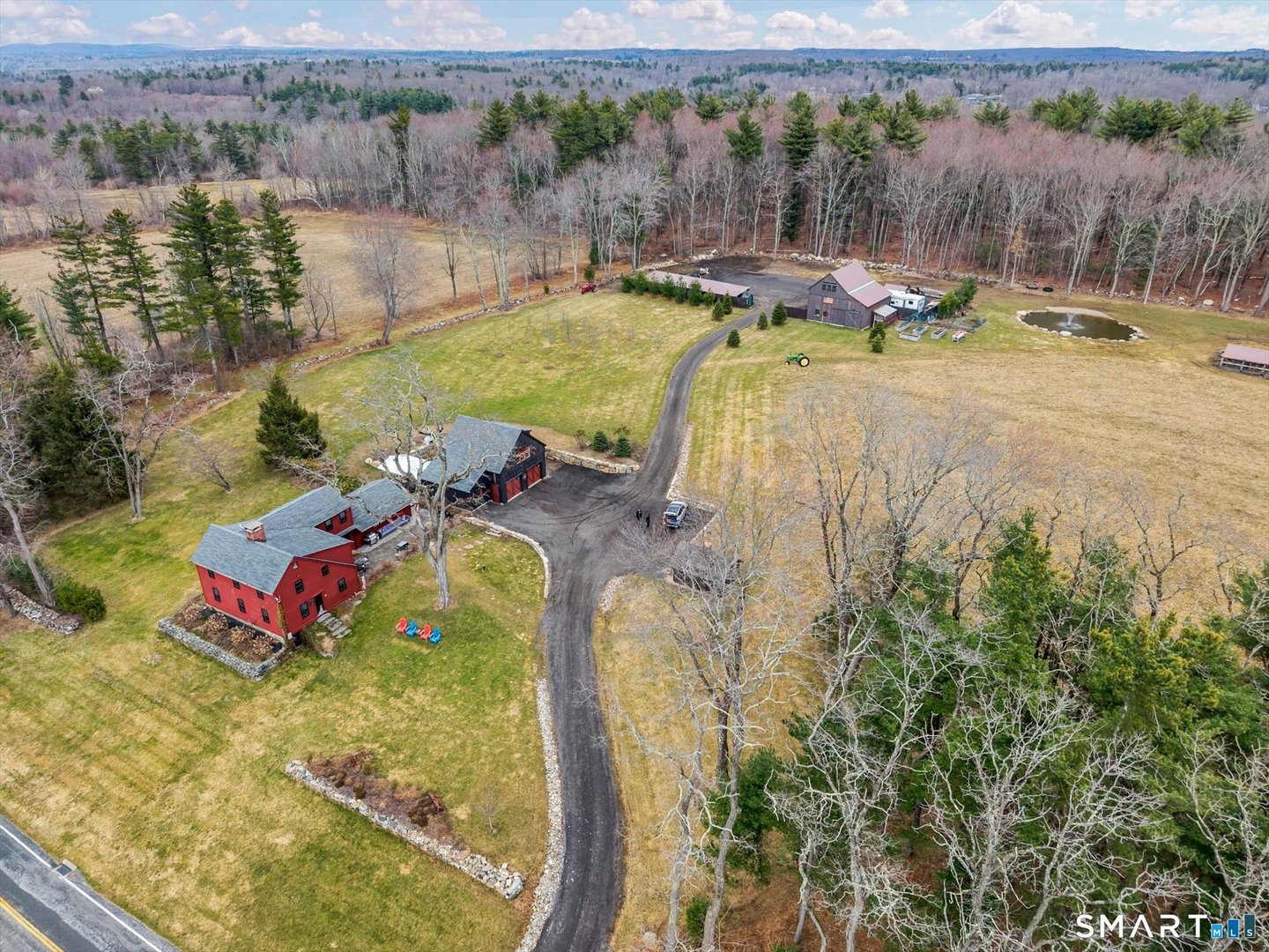 566 Maple Street Photo 33