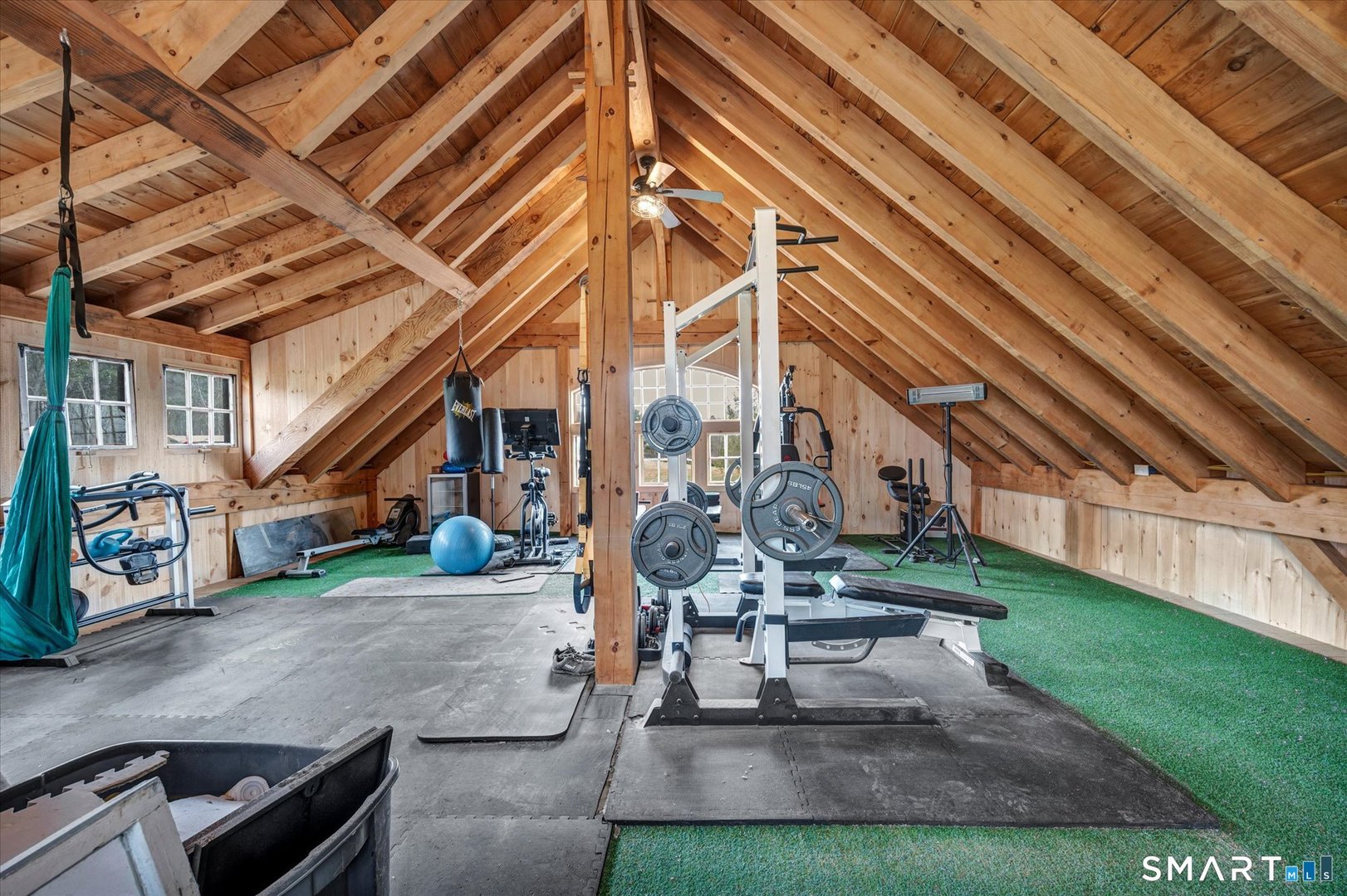 566 Maple Street Photo 35