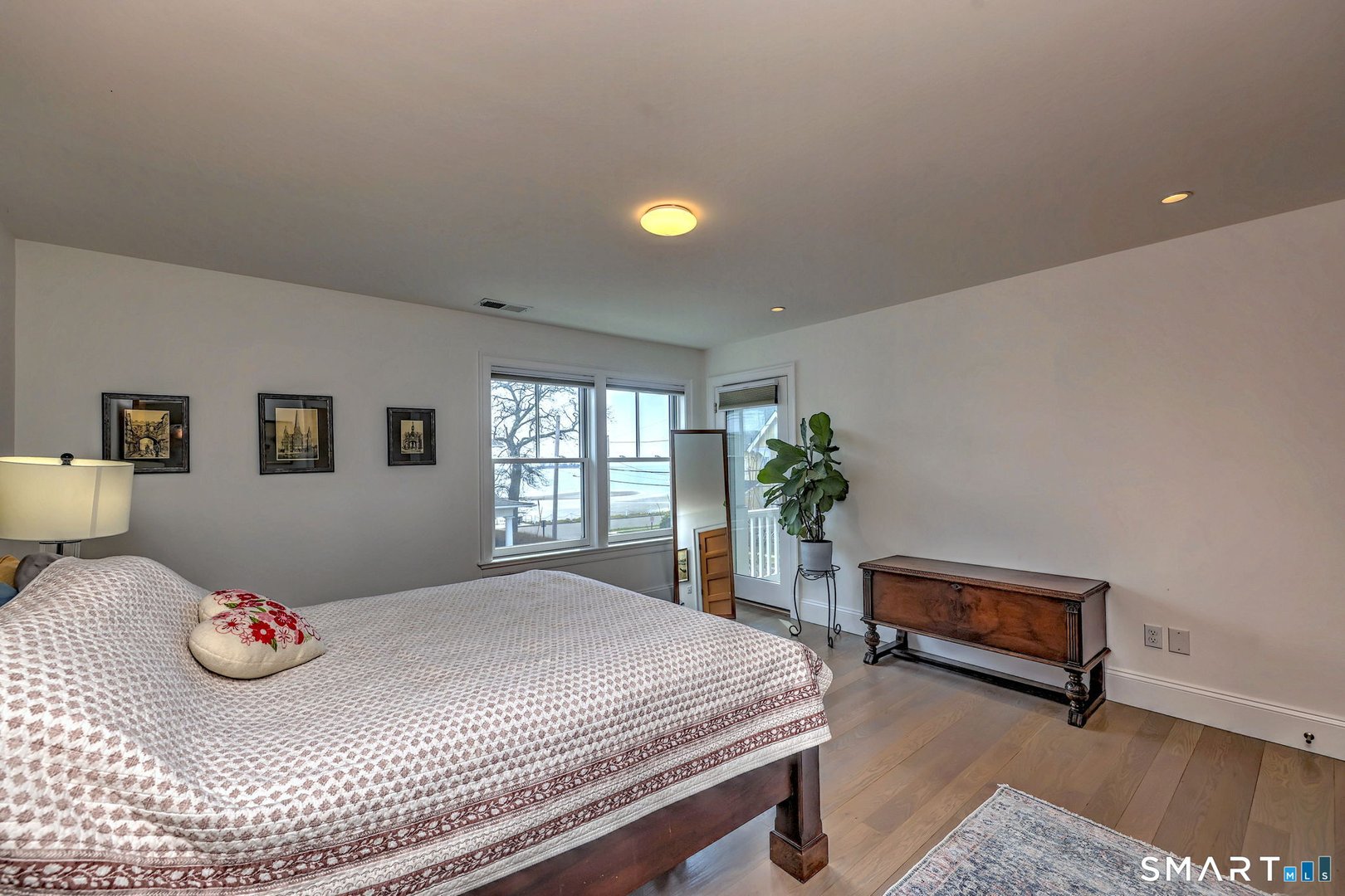 32 Millwood Street Photo 12