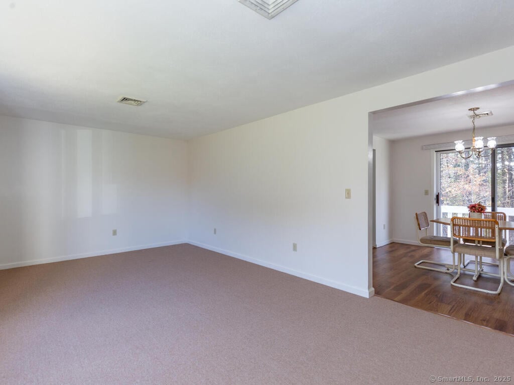 26 Woodside Drive Photo 8