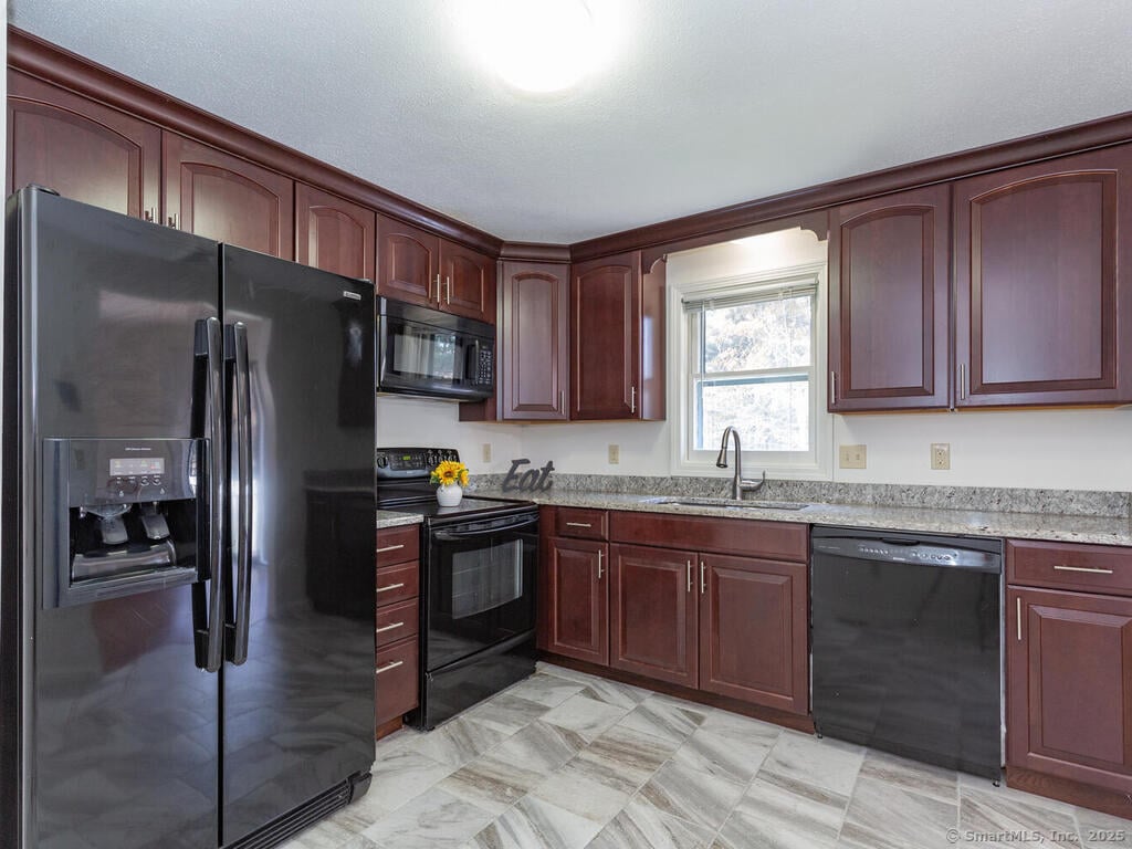 26 Woodside Drive Photo 10