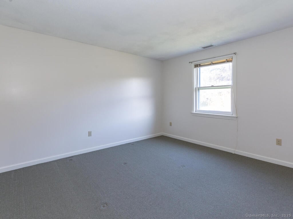 26 Woodside Drive Photo 20