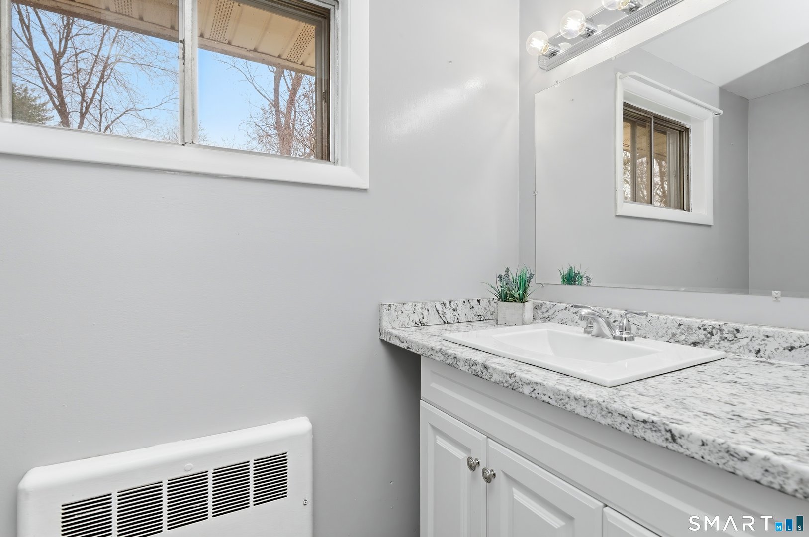 140 Cottage Grove Road Photo 16