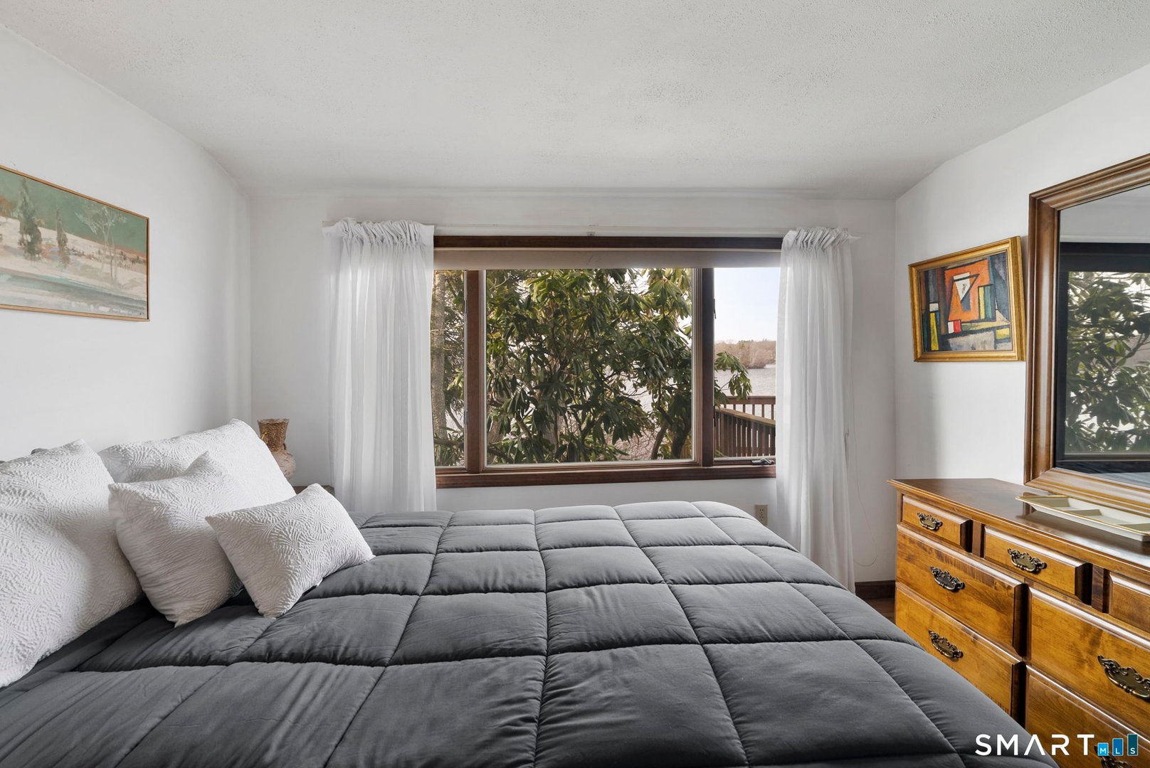 70-72 Lake View Avenue Photo 18