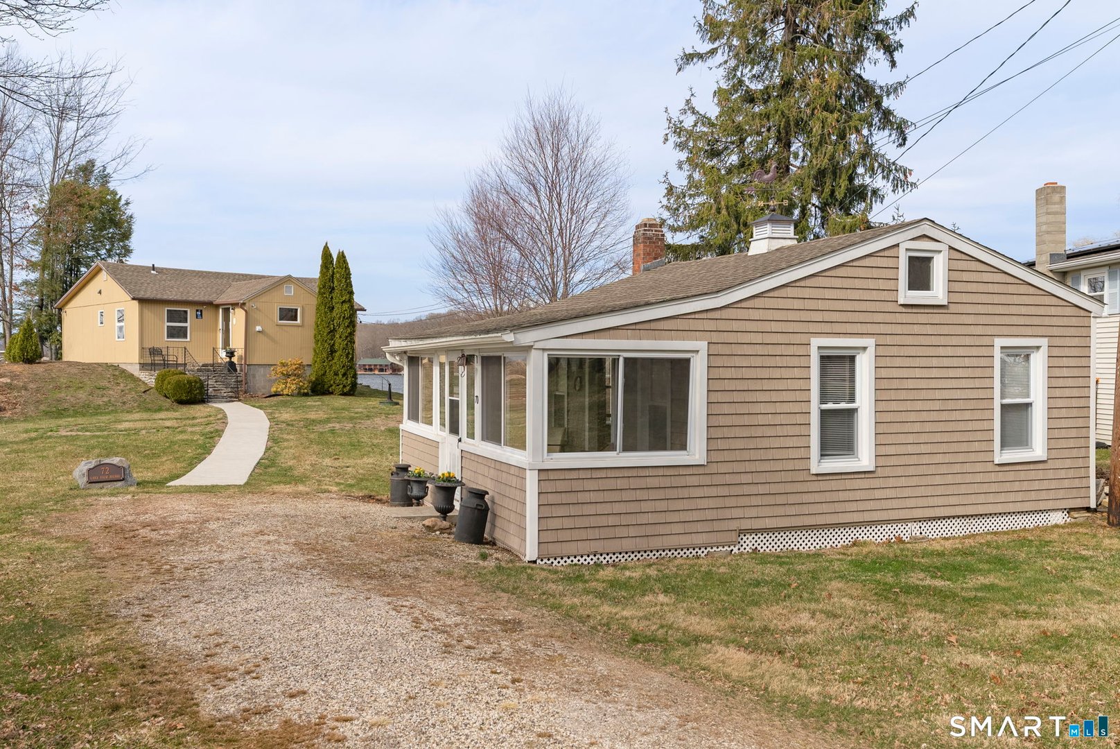 70-72 Lake View Avenue Photo 23