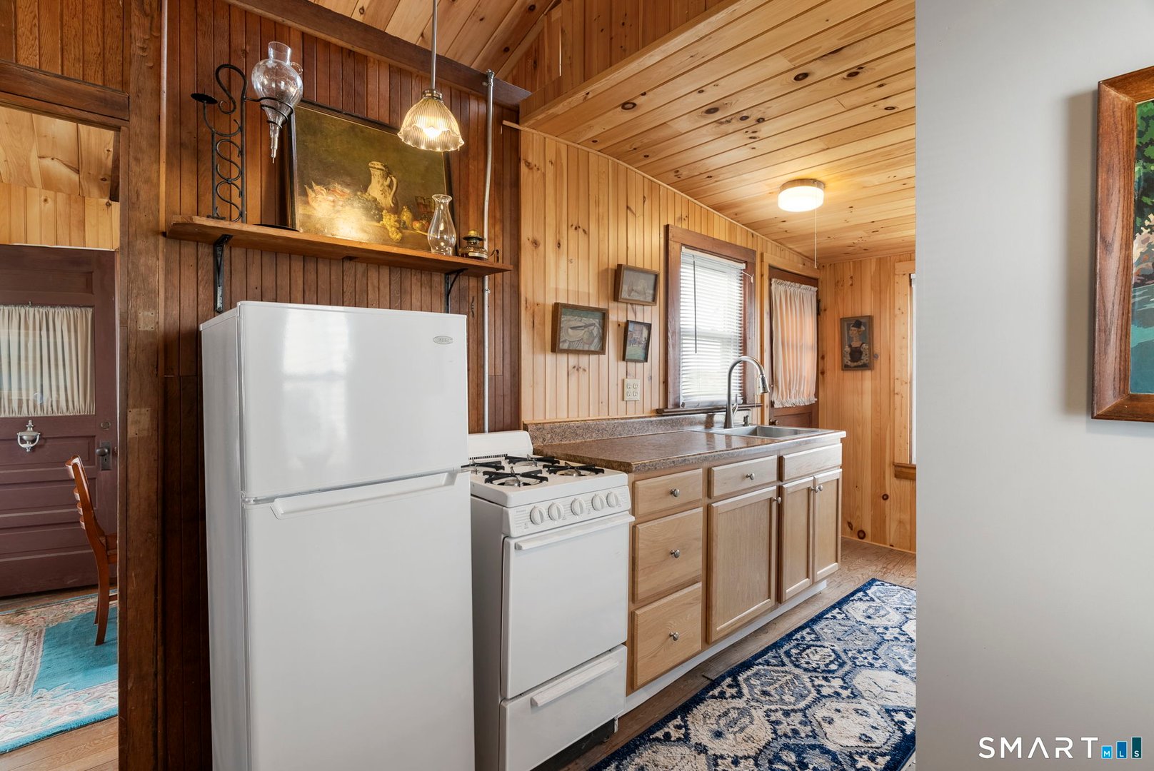 70-72 Lake View Avenue Photo 33