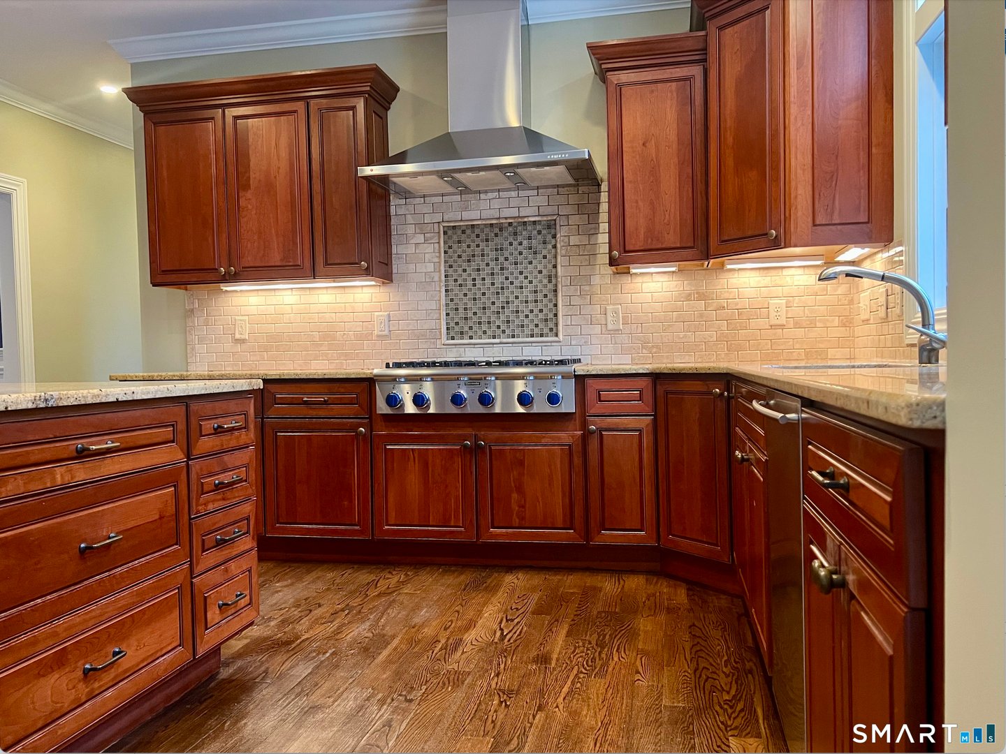 23 Aldo Drive Photo 13