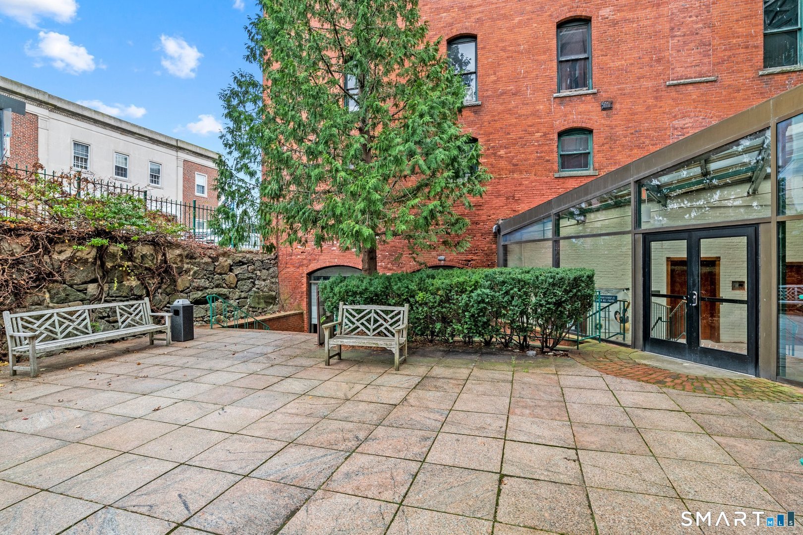 153 State Street Photo 8