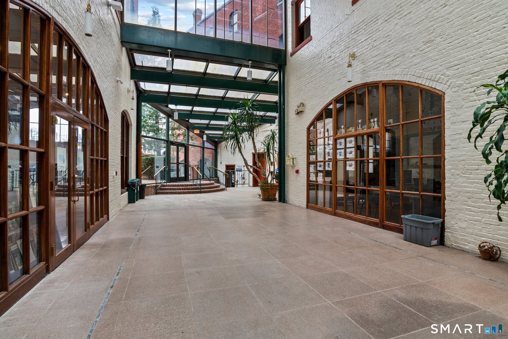 153 State Street Photo 10