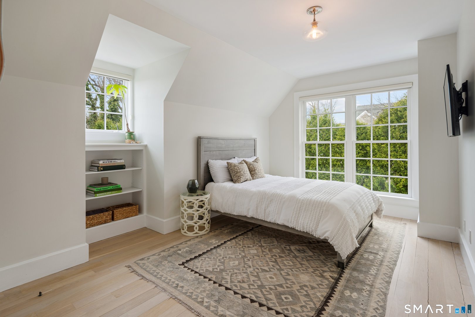 50 Roton Avenue Photo 22