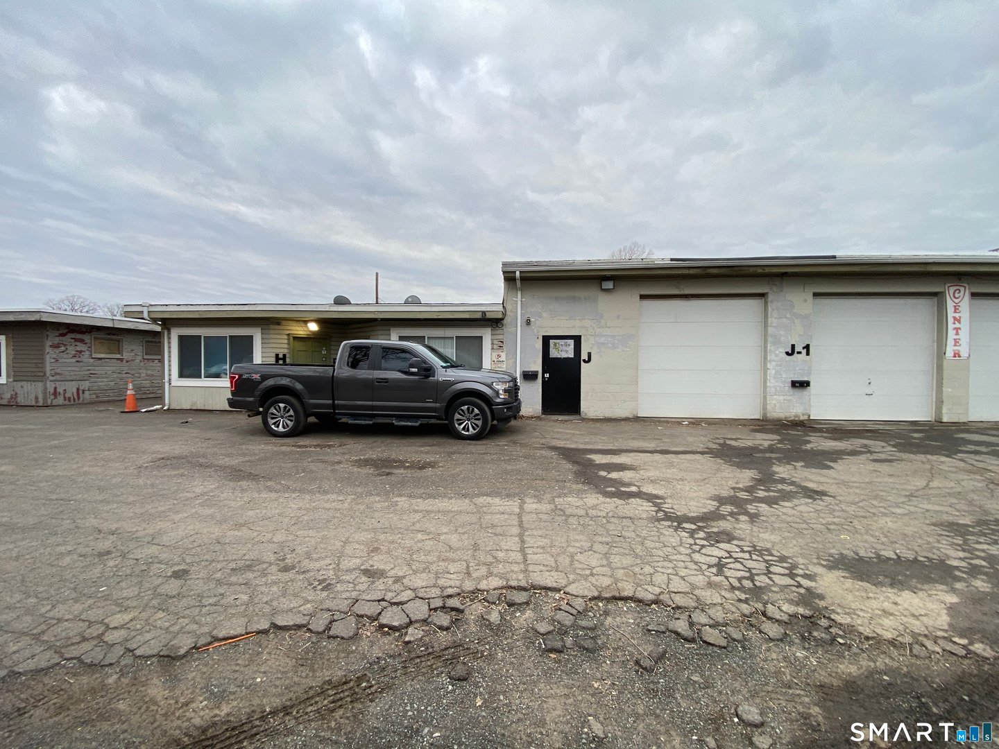 59 Old Broadway East Photo 14