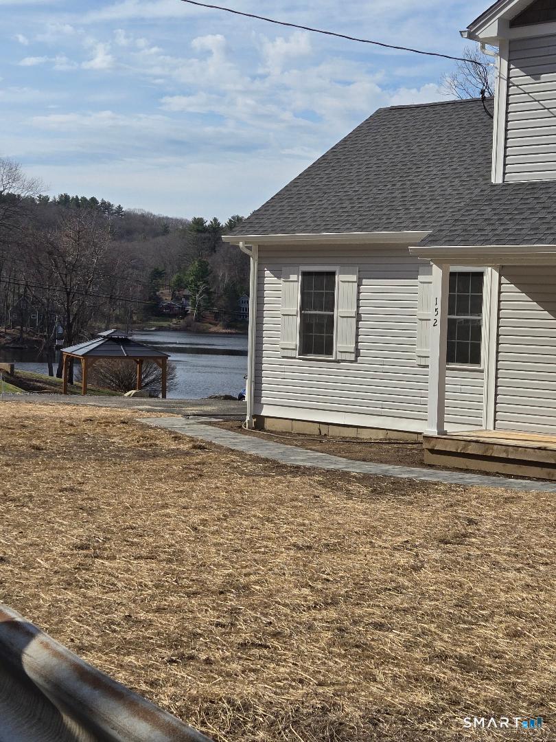 152 Davis Road Photo 3