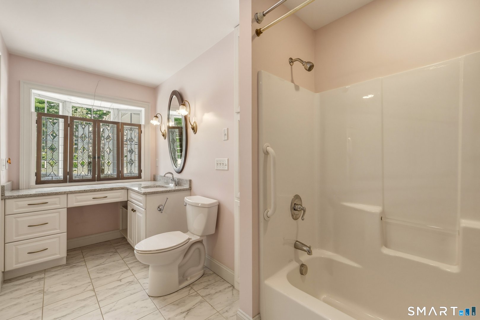 118 Kenwood Photo 19