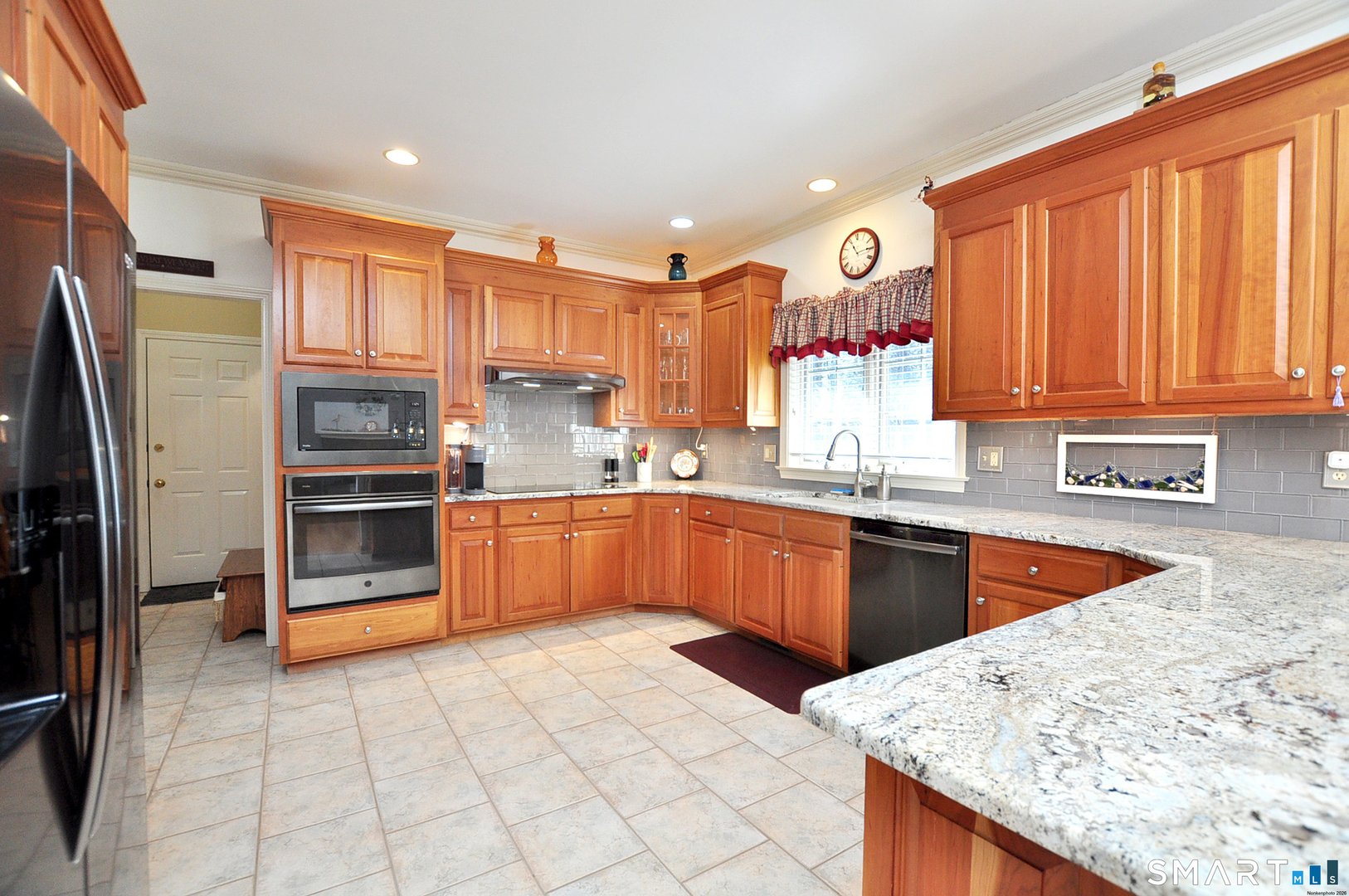 16 Stonewall Drive Photo 13