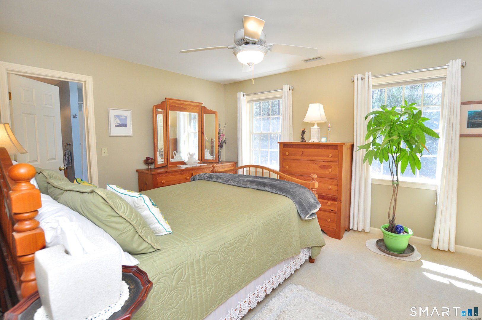 16 Stonewall Drive Photo 32