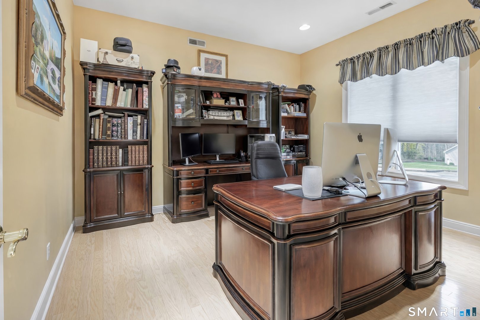 39 Golden Hill Lane Photo 7