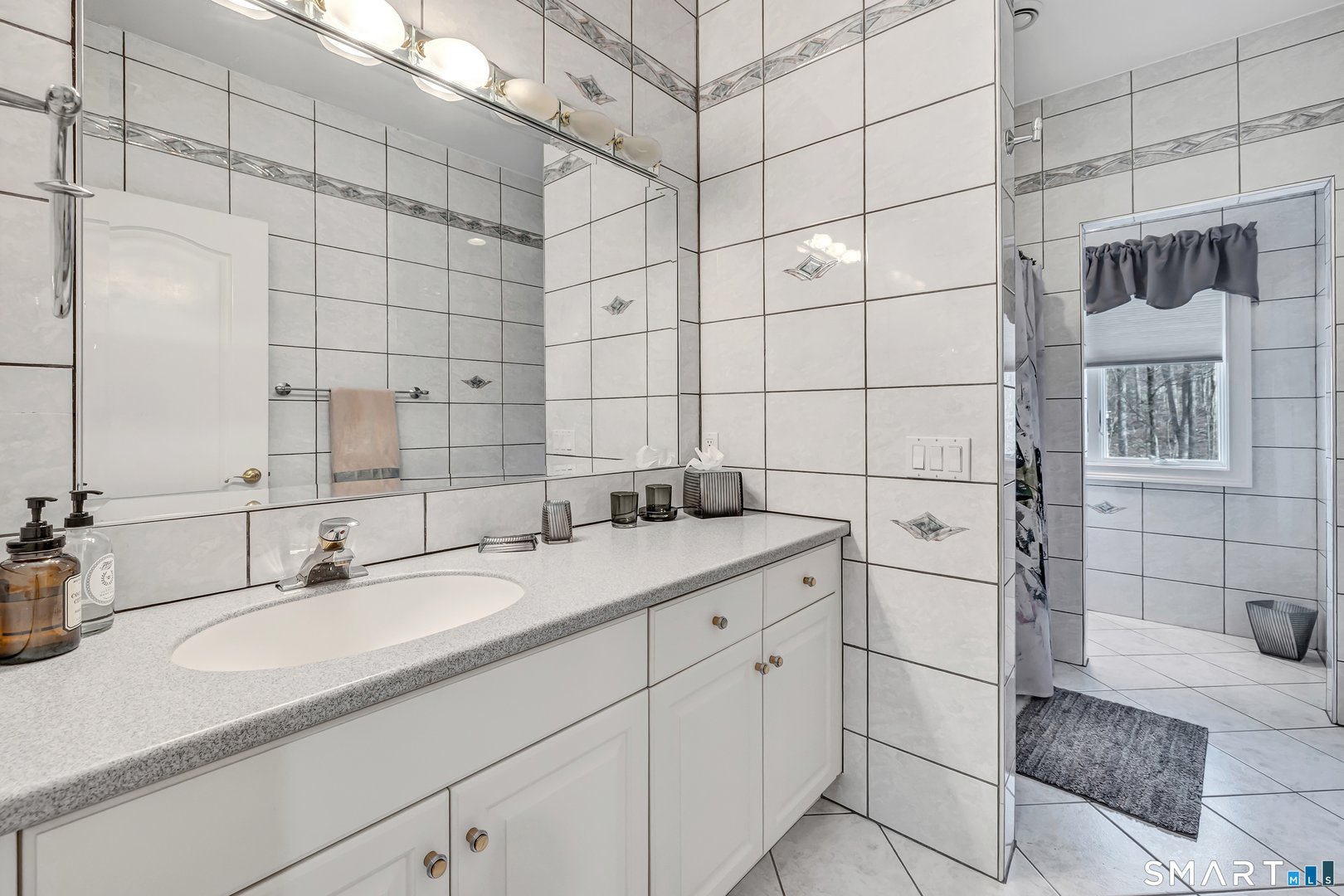 39 Golden Hill Lane Photo 23