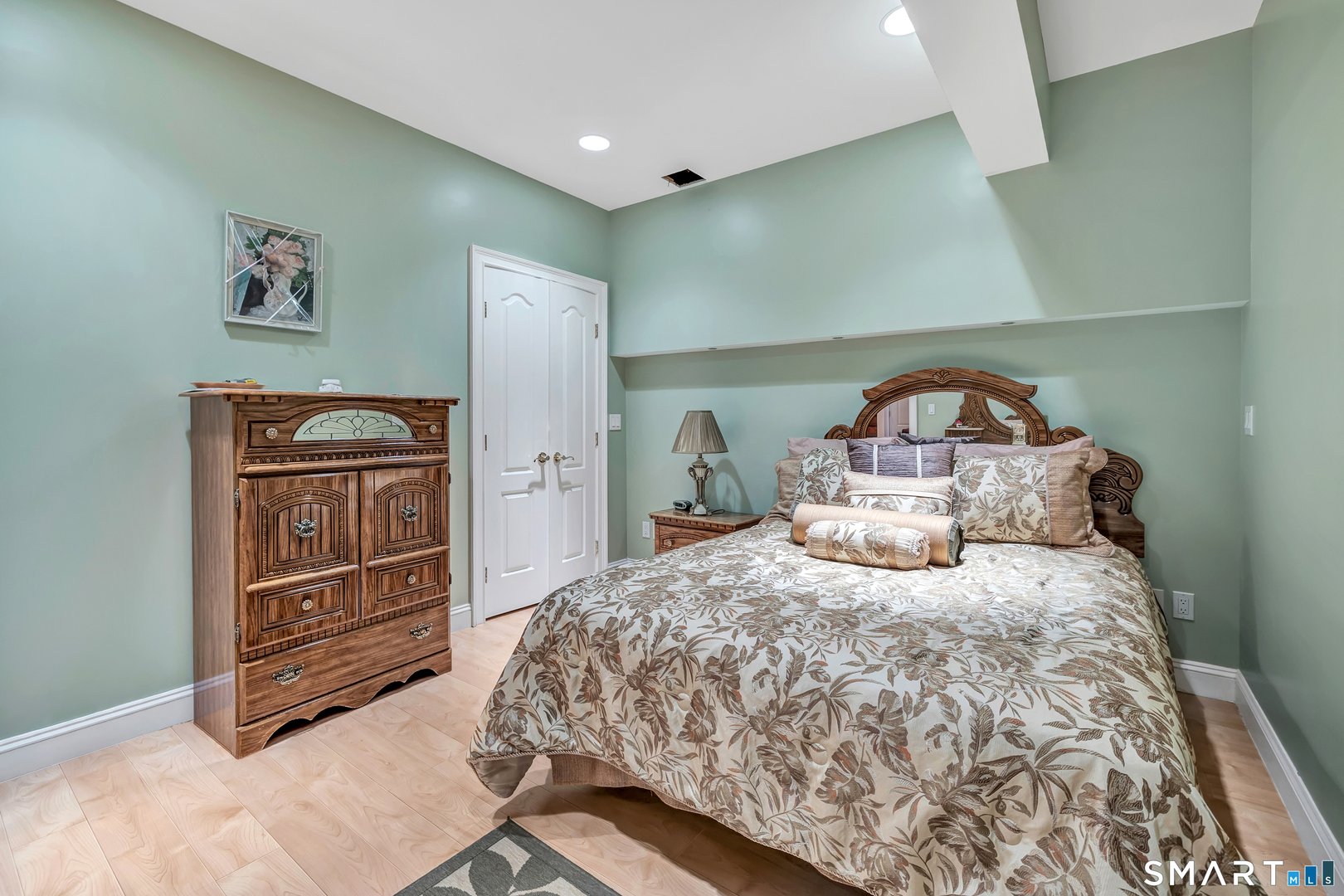 39 Golden Hill Lane Photo 26