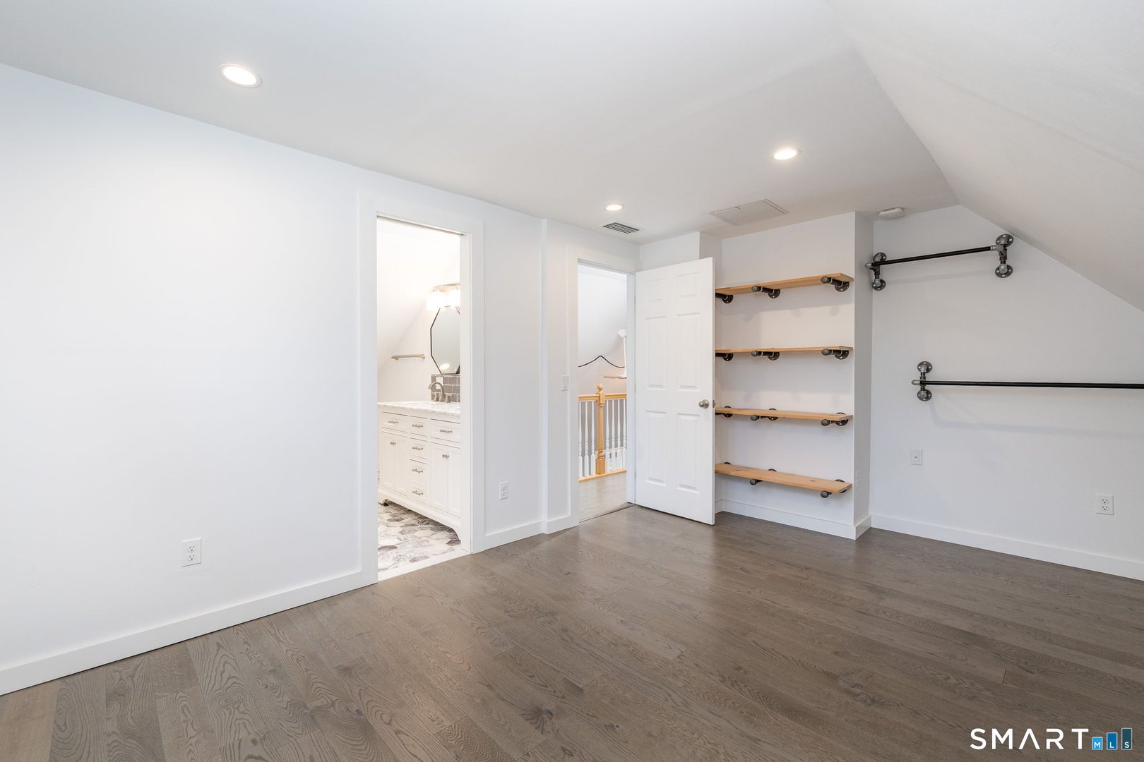 33 Pinewoods Drive Photo 19