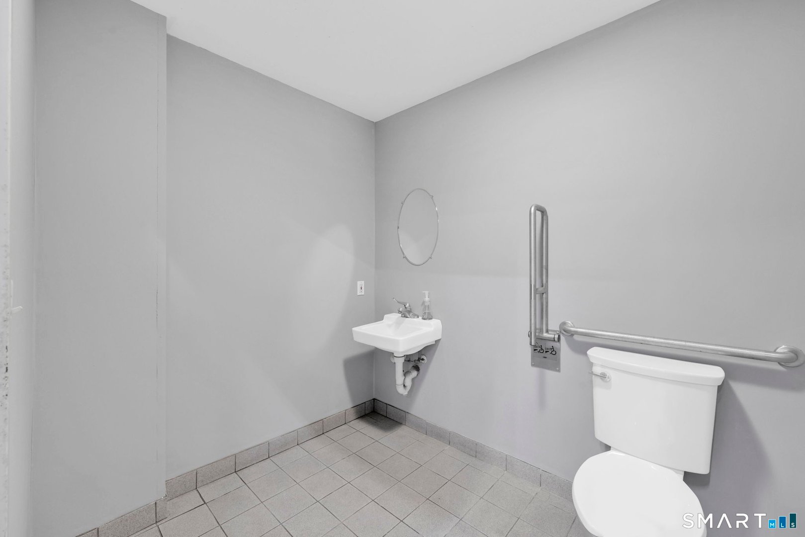 179 Main Street Photo 16